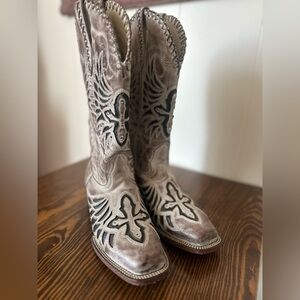 J.B. Dillon women’s boots